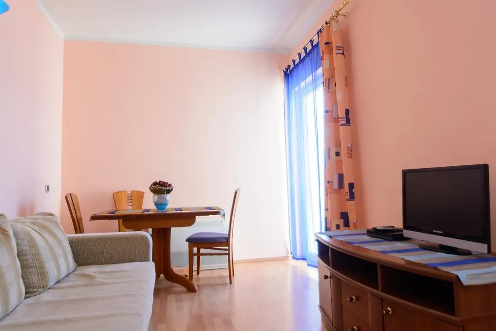 Apartments Gloria 0*, Trogir