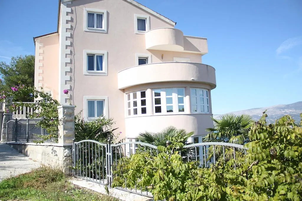 Apartments Gloria Trogir